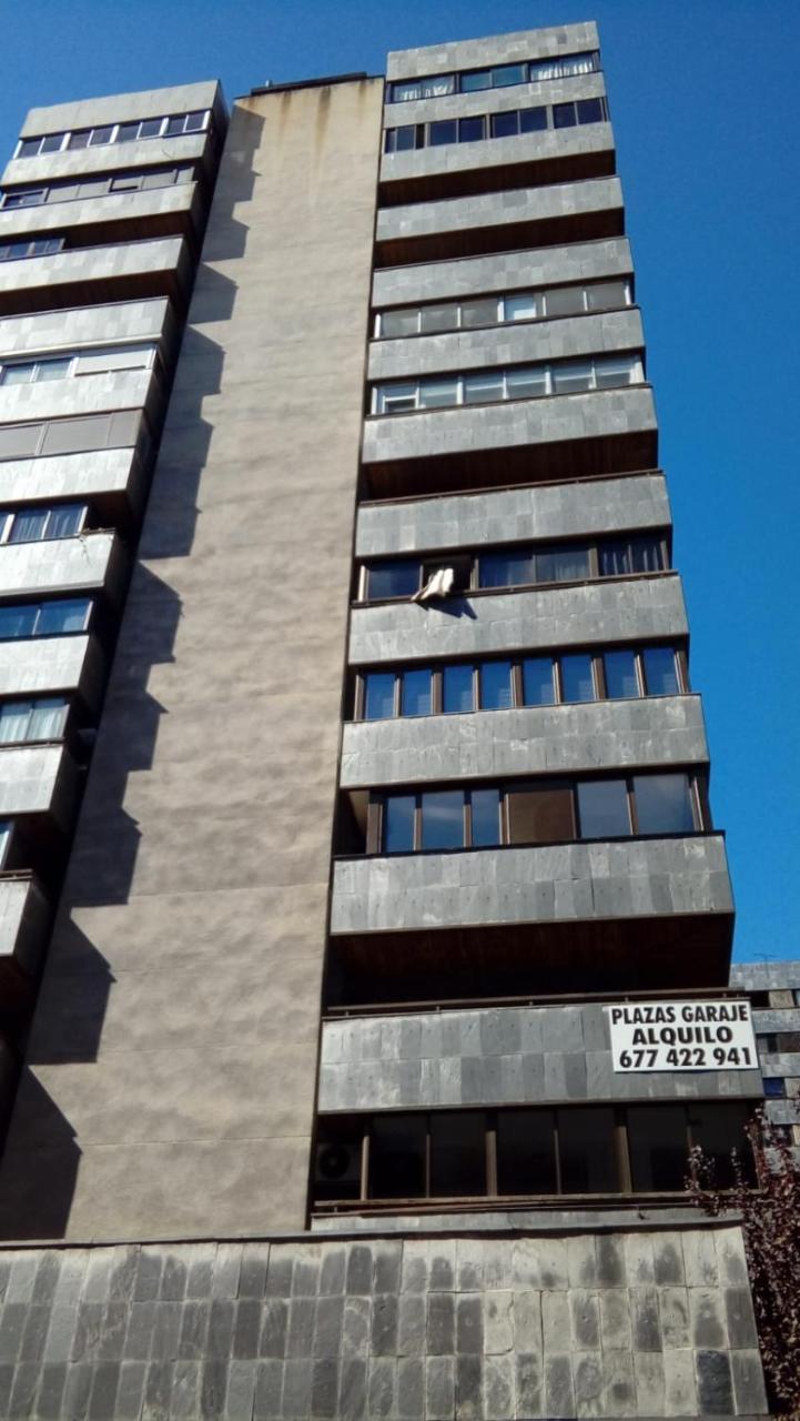 Cituspace Cuzco Madrid Bagian luar foto